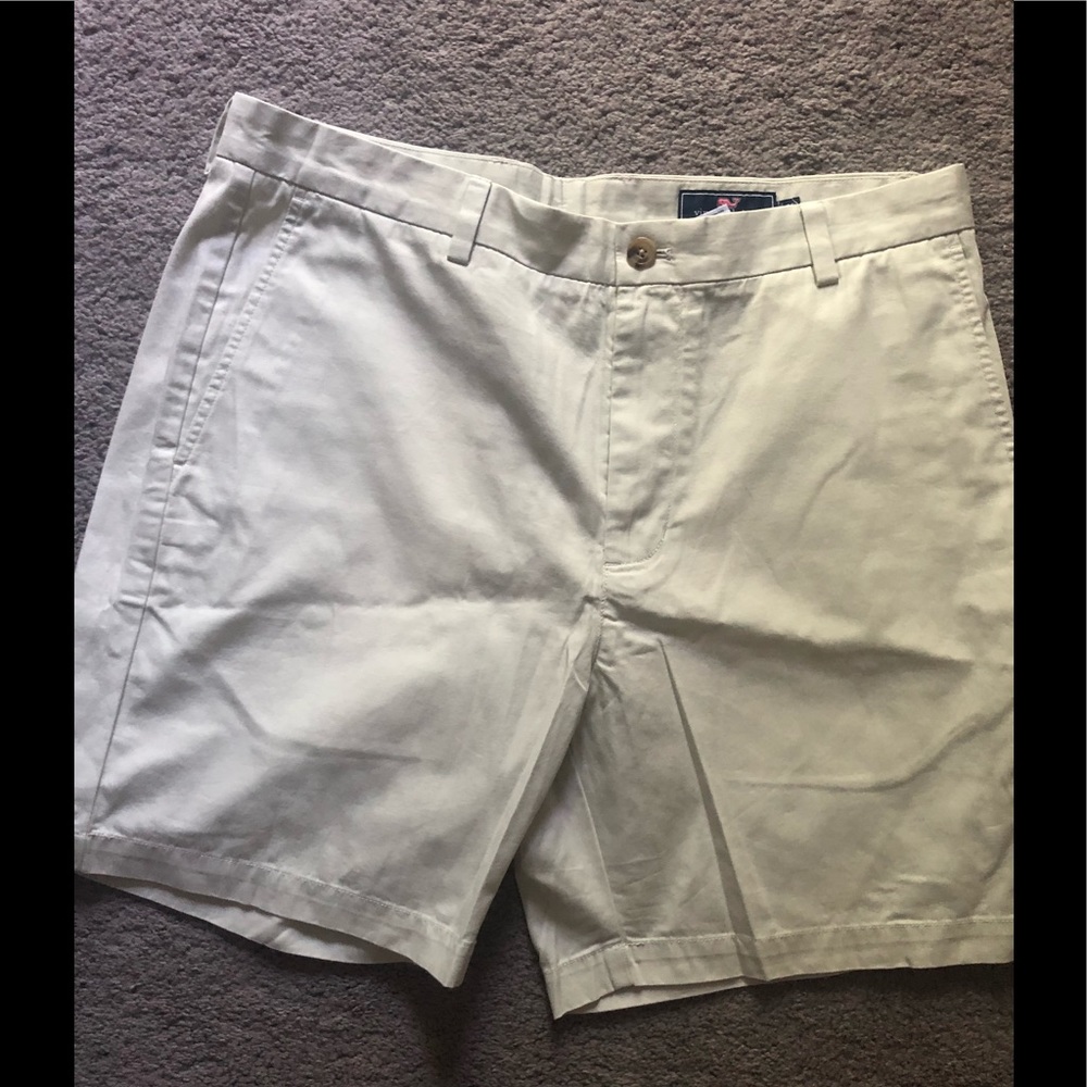 Vineyard Vines Mens breaker shorts